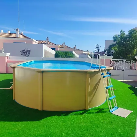 Central Location 3 Bedroom Villa Albufeira