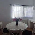Central Location 3 Bedroom Villa *
