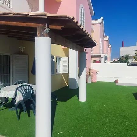 Central Location 3 Bedroom